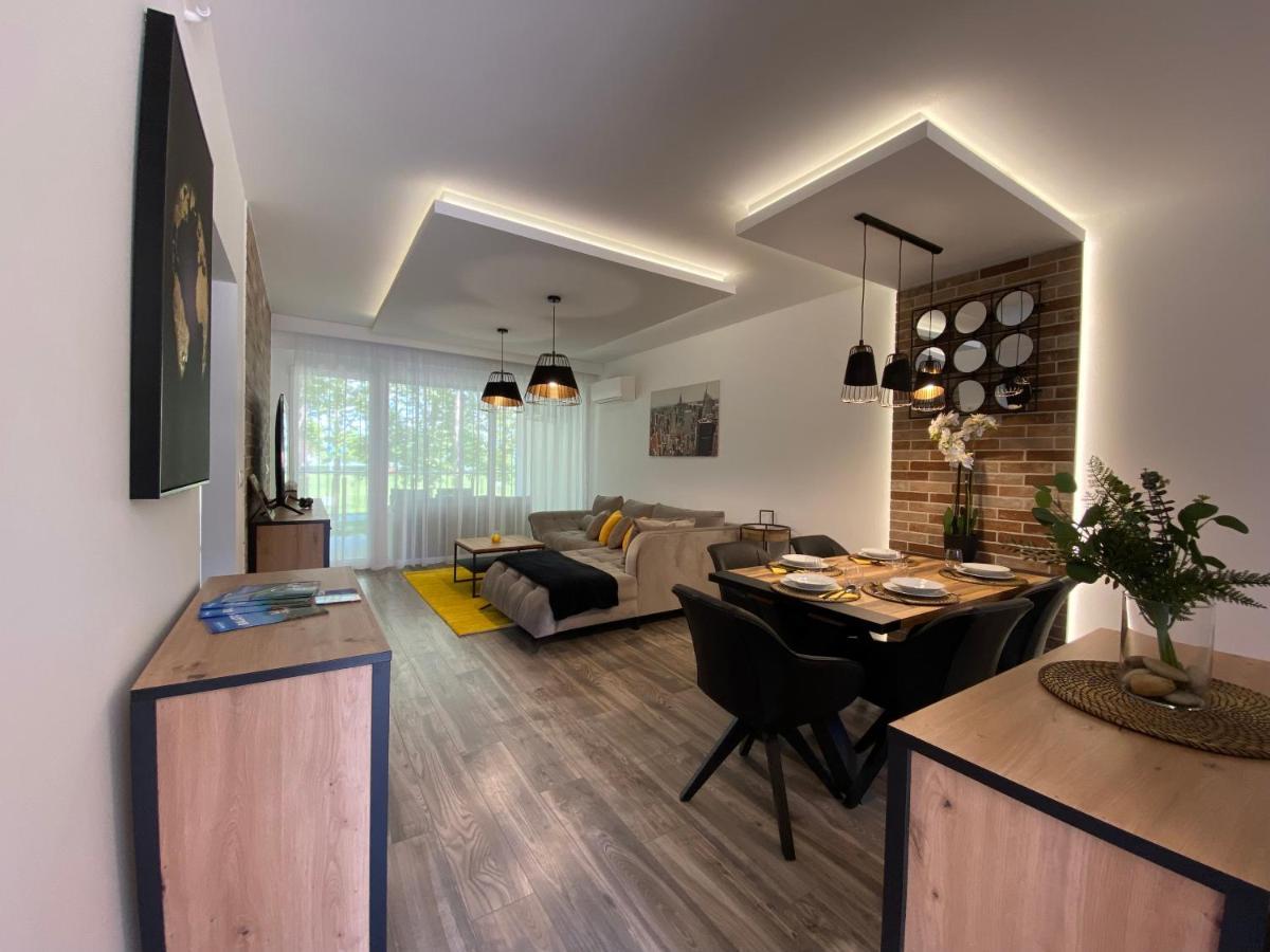 Sunshine Homes 扎马迪 外观 照片