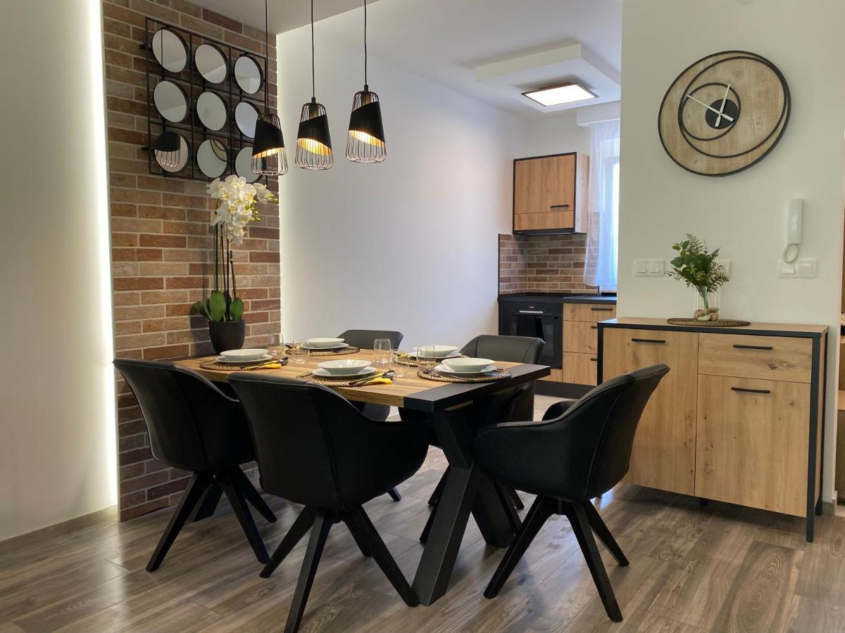Sunshine Homes 扎马迪 外观 照片